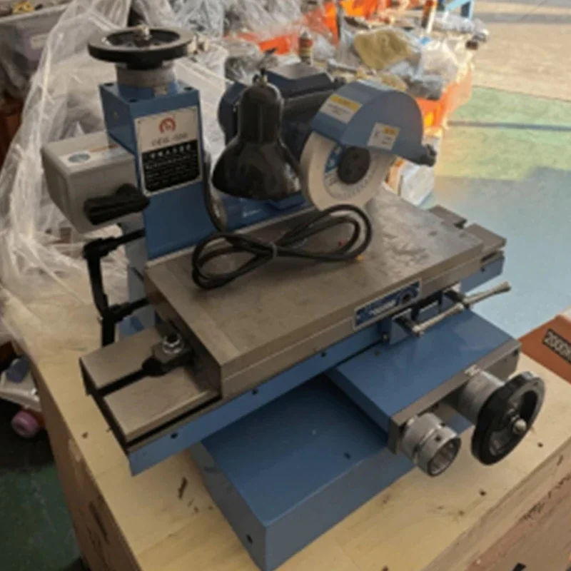 Gereedschapsslijpmachine Kleine oppervlakte slijpmachine Gereedschapsslijpmachine Drielachtige frees Hobbing Cutter Draaien