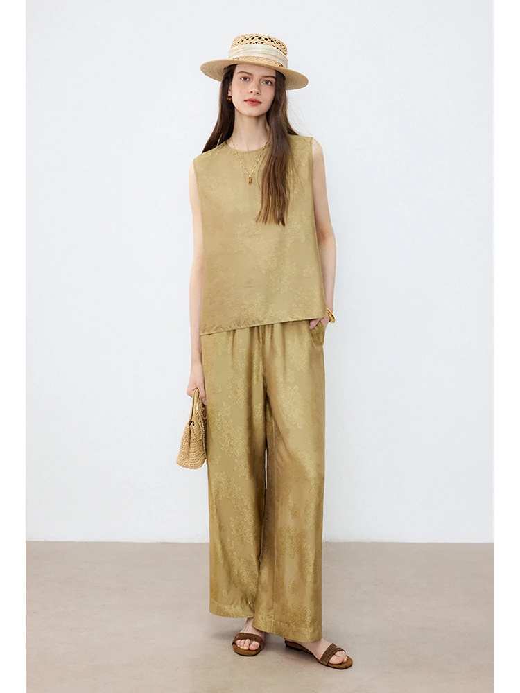 

Silk Texture Sleeveless Top with Elastic Waist And Straight Leg Pants Dark Pattern Embroidery Fashionable Spring Outfit Set