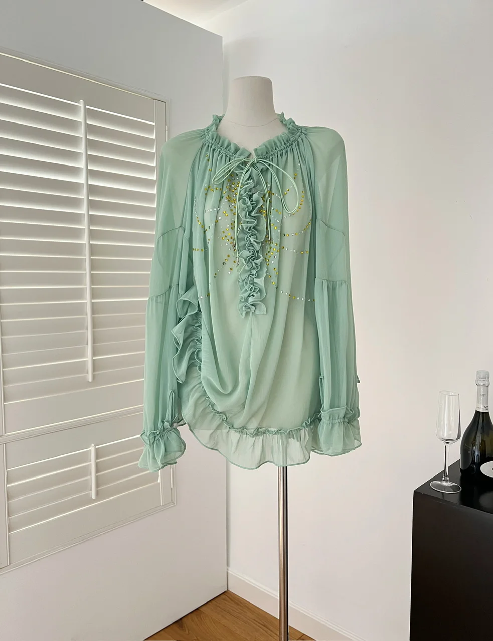 

Spring Summer Women French Vintage Old Money Chiffon Shirts See Through Long Sleeve Aesthetic Tops Blouses Design Elegant New