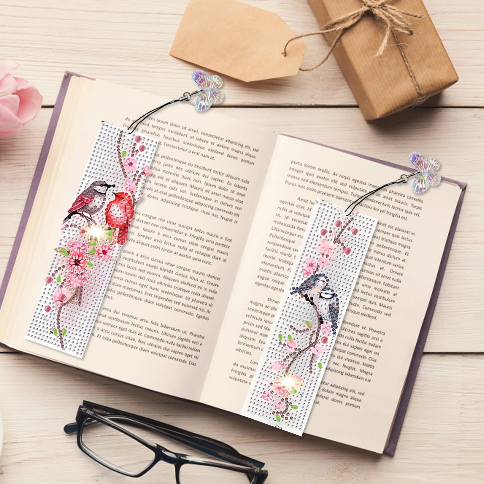 5Pcs Bird Patterns DIY Diamond Bookmark Art Projects Special Shaped Diamond Diamond Painting Bookmark Kits Gift for Book Lovers