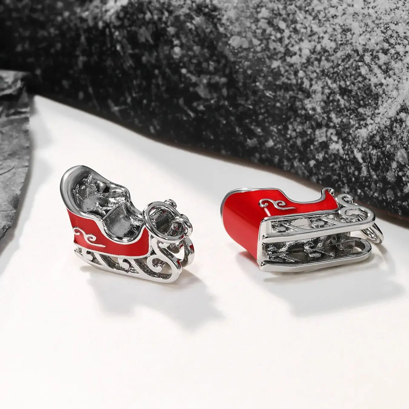 

DJ409 genuine 925 sterling silver fashionable and exquisite keychain accessory, enamel Christmas sleigh pendant