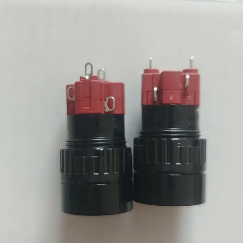 

Совершенно новый оригинальный самоблокирующийся кнопочный переключатель 31-271.0252 31-272.0252 31-262.0252 31-261.0252 31-273.0252