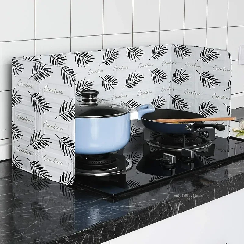 Kitchen Oil Baffle Aluminum Foil Insulation Board Household Cooking Oil Splash Guard Foldable Waterproof Proof Wall Stickers