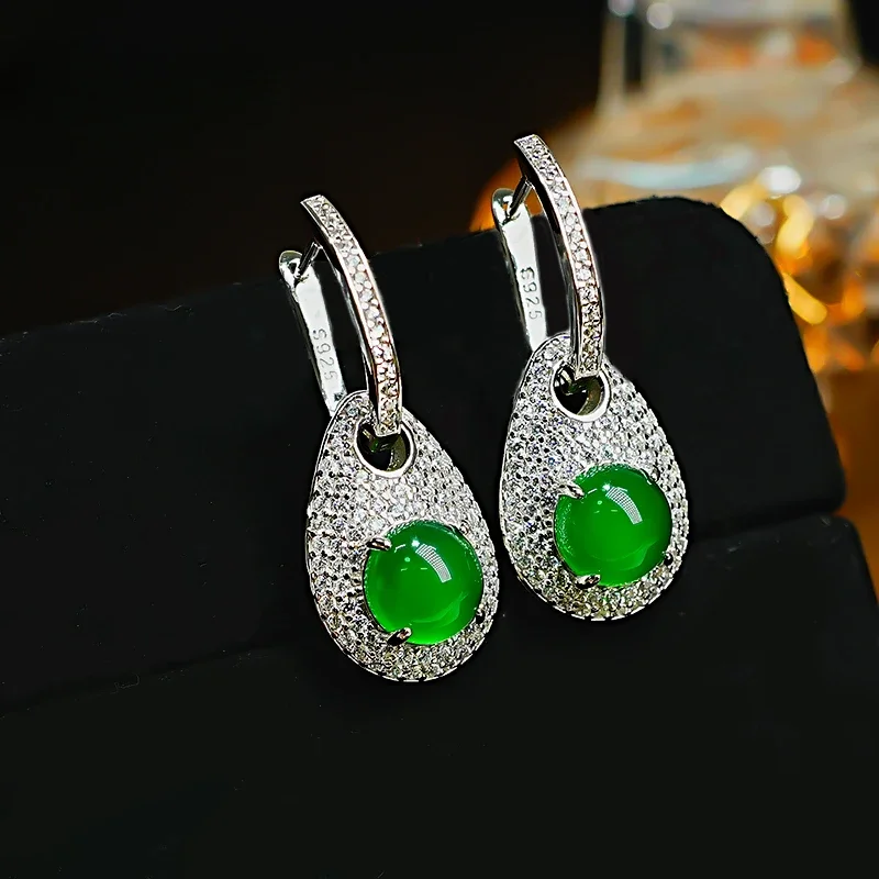 

Desire Fashionable Natural Jade Medullary Foam Jade Silver Earrings Inlaid with High Carbon Diamonds, Versatile and Niche Design