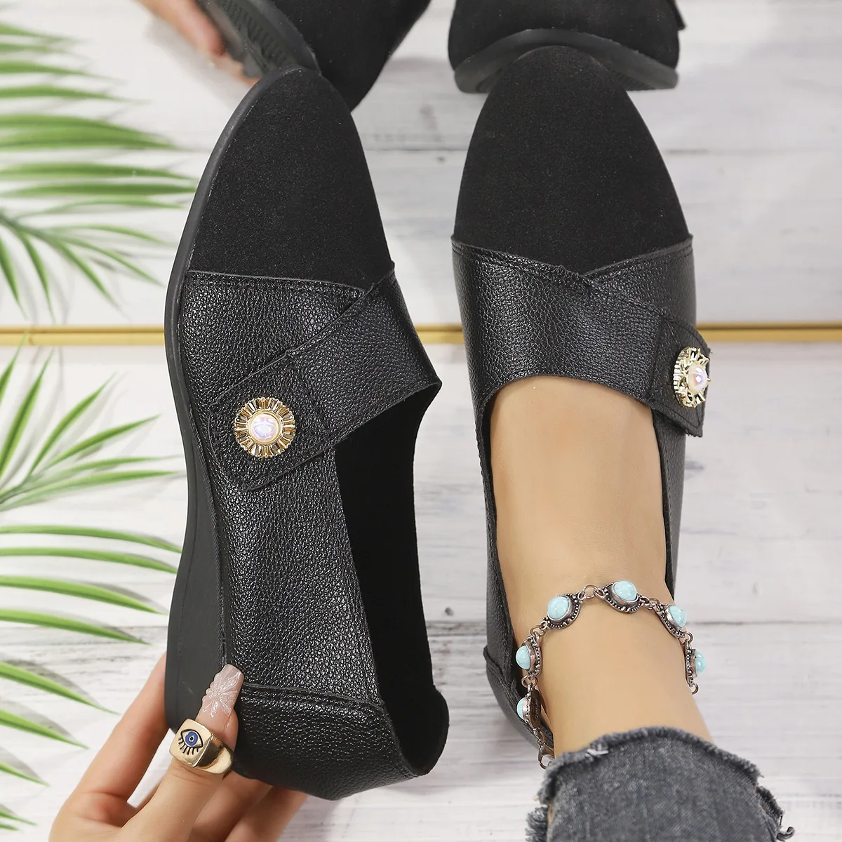 

Woman Shoes Soft Leather Low Heels Shoes Women's Elegant Flats 2025 Casual Flat Shoes Women Footwear New Loafers Zapatos Mujer