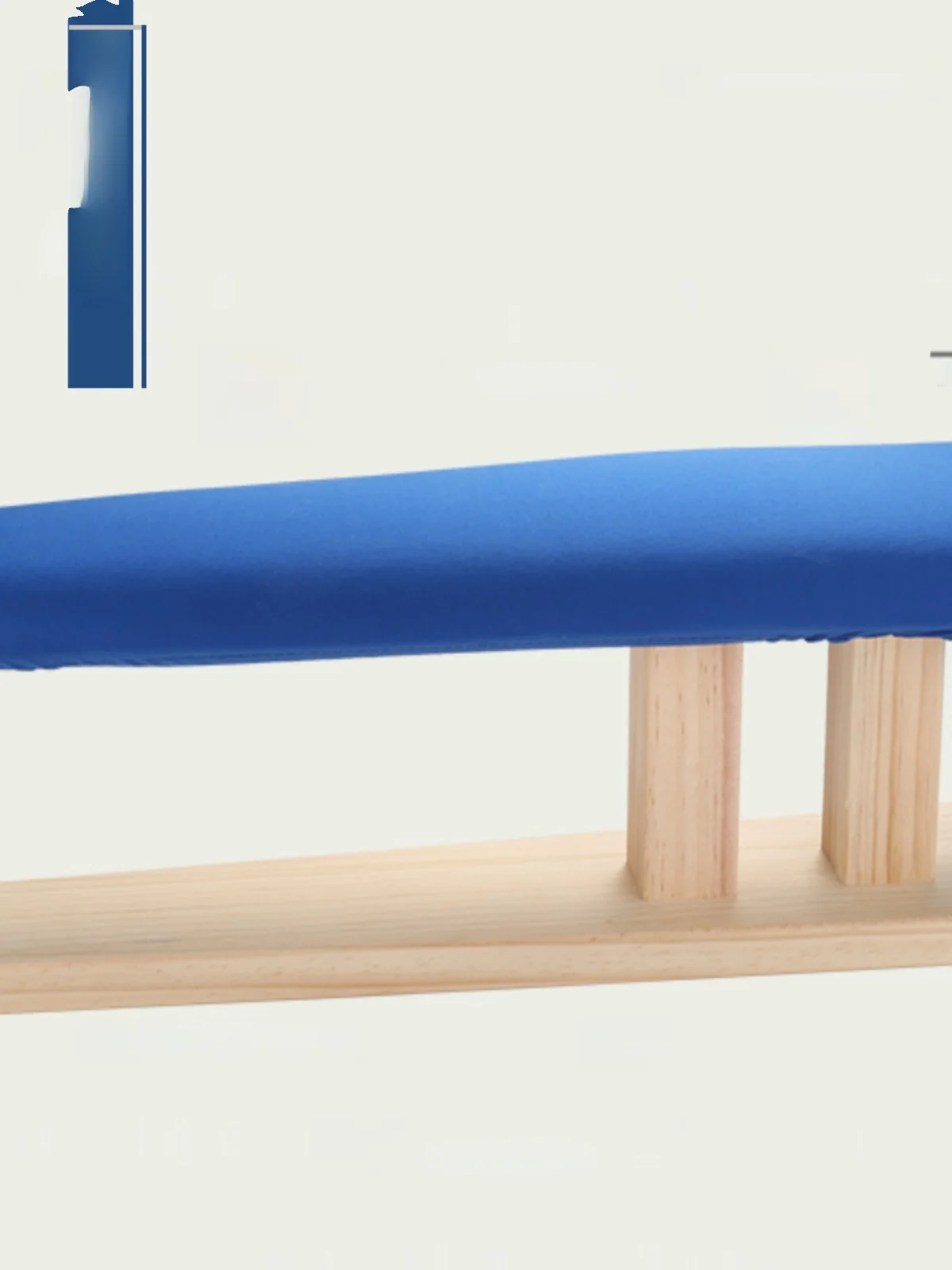 tavolo-da-stiro-lungo-in-legno-multifunzione-per-maniche-pantaloni-e-spalle