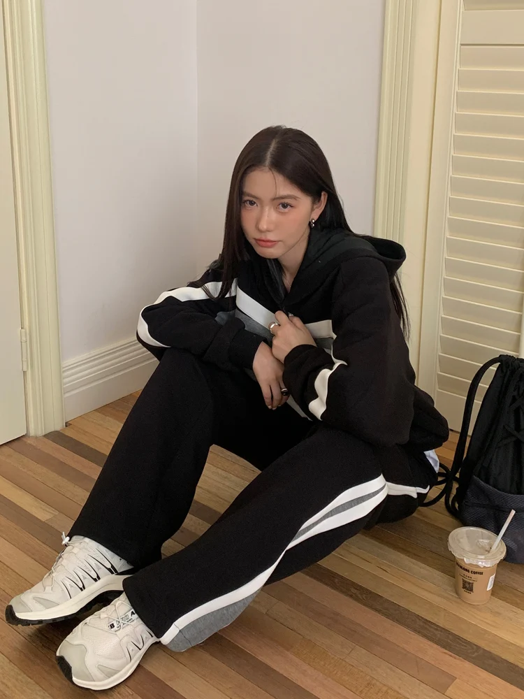 

Luu Корейский комплект спортивной одежды нейтрального цвета, женская повседневная высококачественная толстовка с капюшоном и брюки, длинные хлопковые брюки из двух предметов...