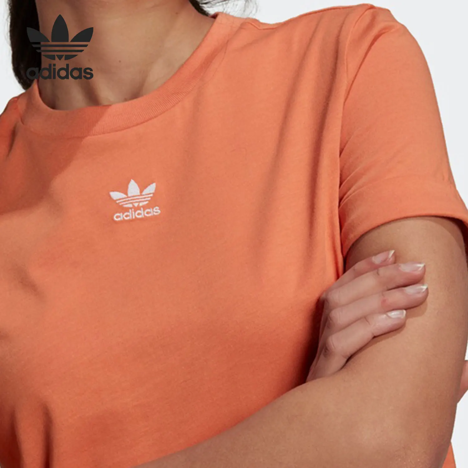 Imagen 4: Adidas Authentic New Season Camiseta deportiva informal de manga corta para mujer GN2805