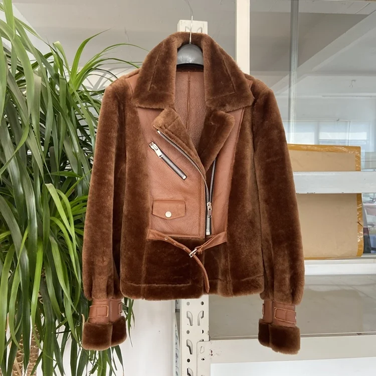 ฟรีใหม่มาถึง Shipping.2023จริงขนสัตว์แจ็คเก็ตสีชมพู Shearling หนังคุณภาพธรรมชาติ Sheepskin กับขนสัตว์เสื้อผ้า