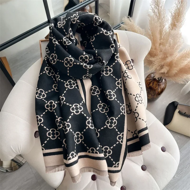 

Luxury Cashmere Plaid Scarf Winter Women Pashmina Shawls Warm Blanket Wraps Female Foulard Bandana Brand Thick Scarves Hijab