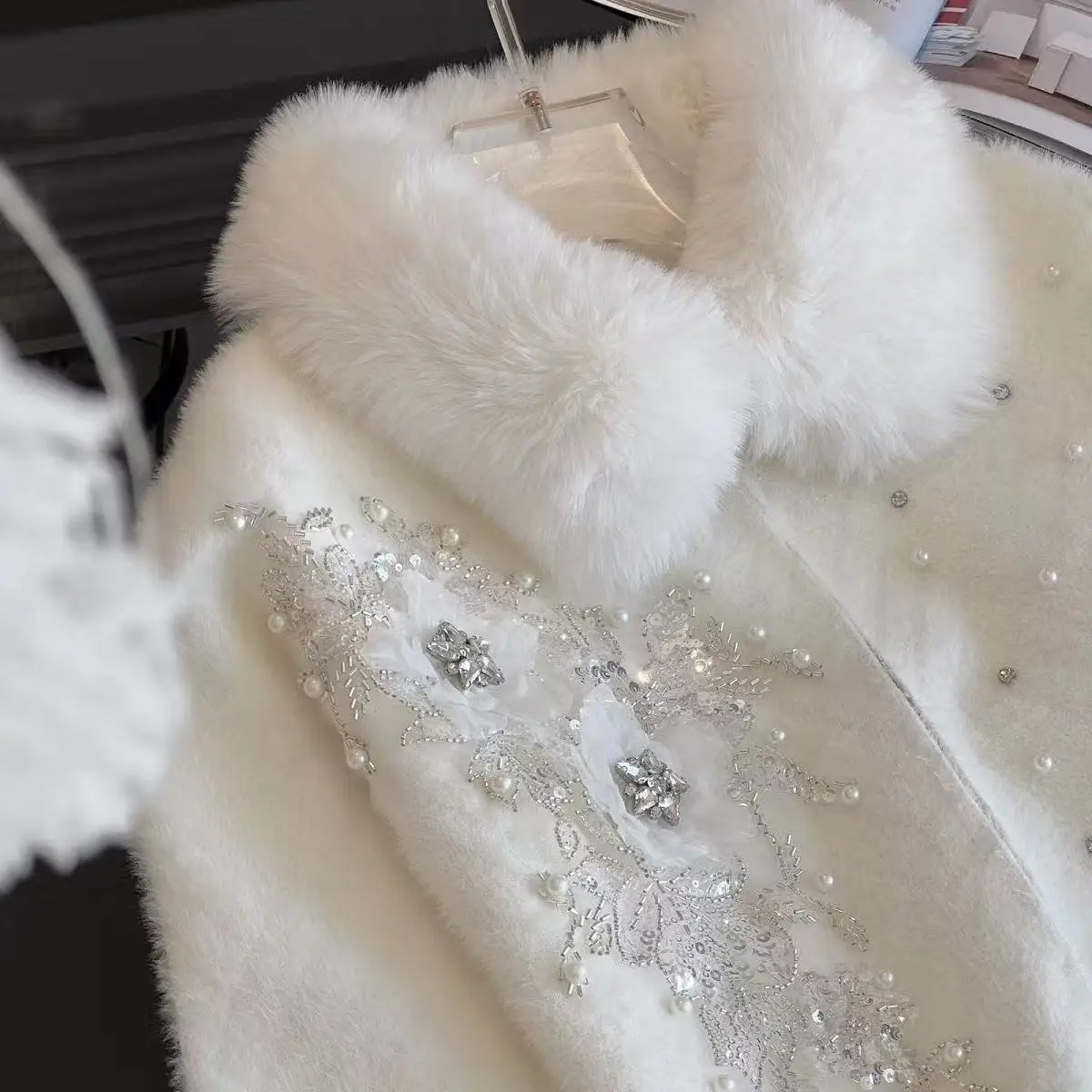 الفاخرة تصميم البلوزات الخريف الشتاء تريكو معطف فو الثعلب الفراء طوق سترة مشغولة من الصوف المرأة الاتجاه الجديد سترة بيضاء #6