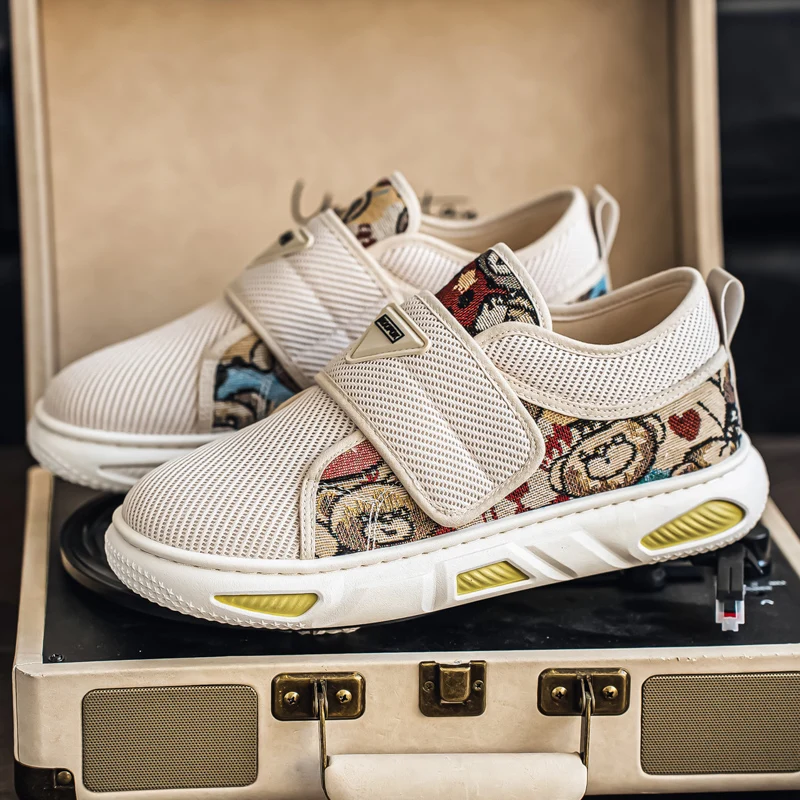 Wide Toe Ethnic Embroidered Casual Shoe For Men Chinese Style Linen Spring Sneaker Gentlmen Vintage Dress Flats Lace-up