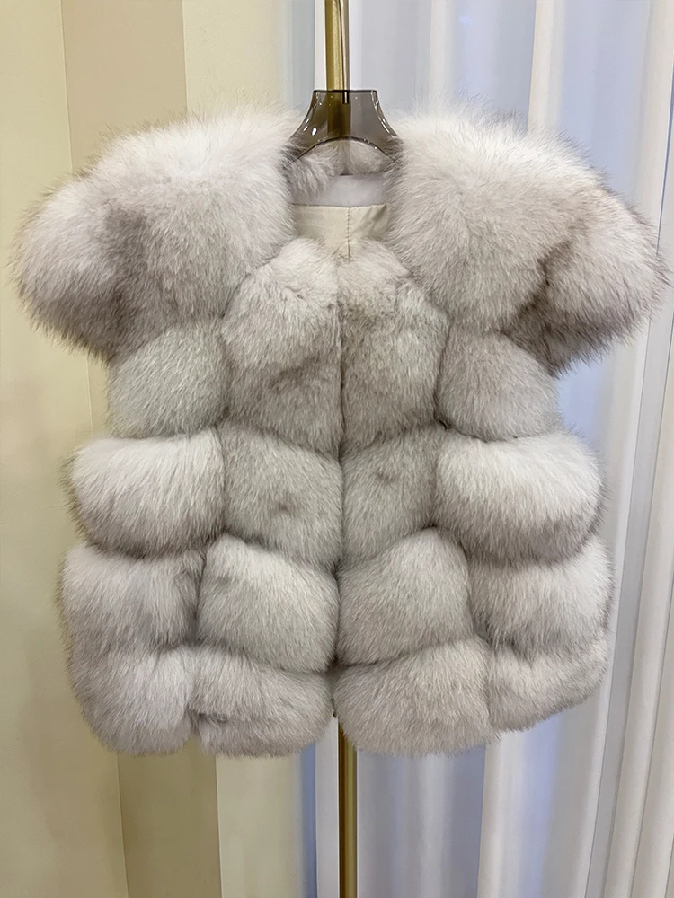 

2025 Winter Real Fox Fur Vest Women Thick Fashion Sleeveless Jacket Warm Genuine Natural Fur Gilet Outwear