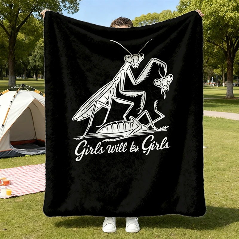 Will Be Graphic Flannel Blanket, Praying Mantis Print Flannel Throw