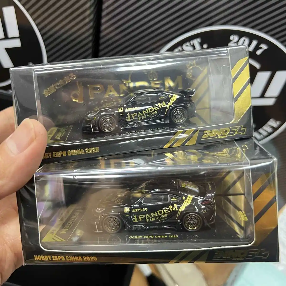 

1:64 INNO HEC 2025 Toyota GR86 Pandem Rocket Bunny Limited Edition Car Model Toy