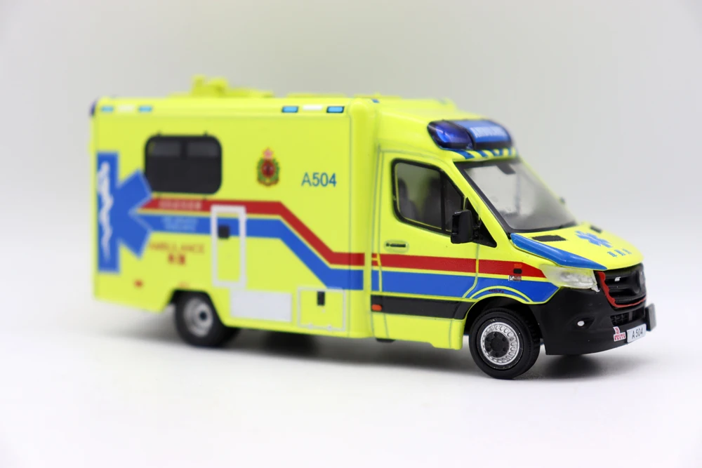 ERA CAR 1/64 Scale BZ Sprinter HK Ambulance Diecast Alloy Toy models for collection