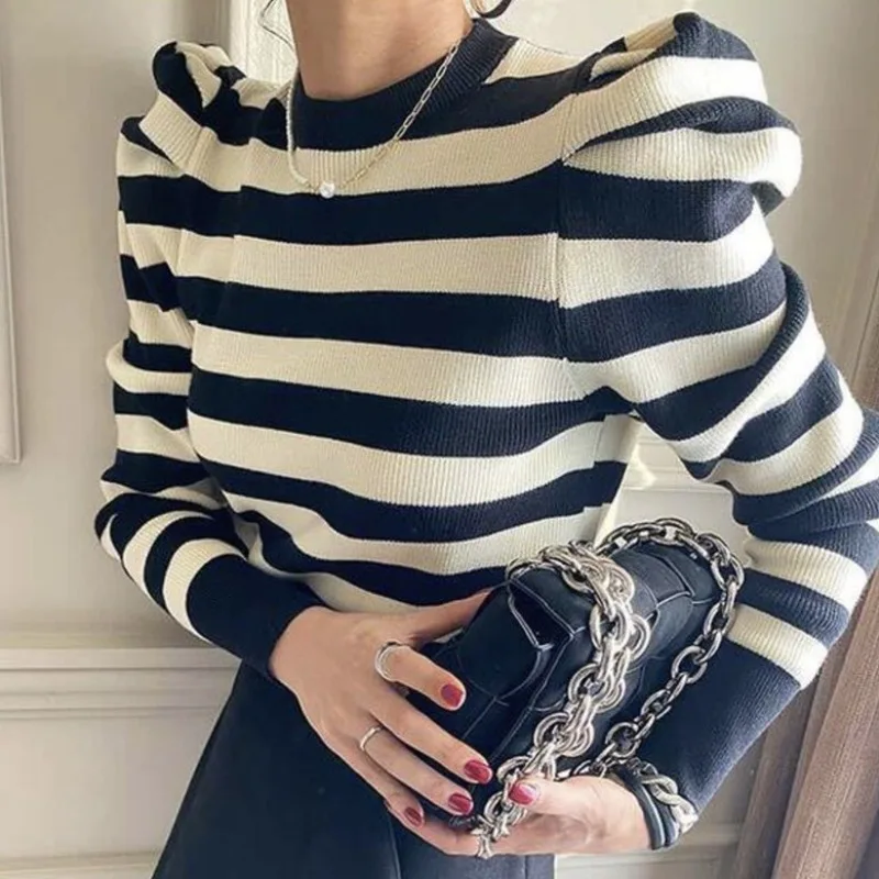 South korea Chic Autumn and Winter Retro round Neck Puff sleeve Stripe Knit Women Fashion Western Style Slim fit Slimming Swe...