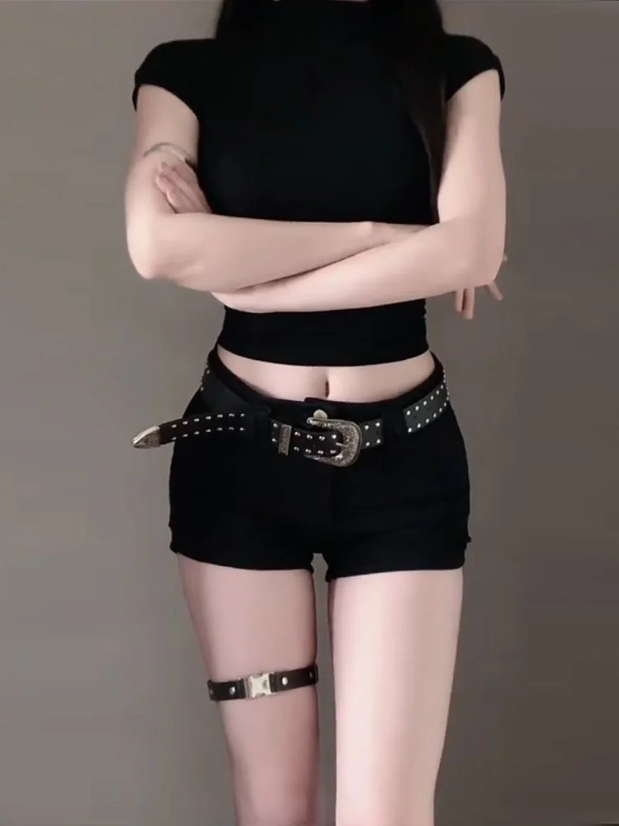 2025 nueva moda Retro Sexy picante pantalones cortos de mezclilla sólidos para mujer verano cintura baja ajustado cadera envoltura pantalones calientes Y2k pantalones cortos Wh6