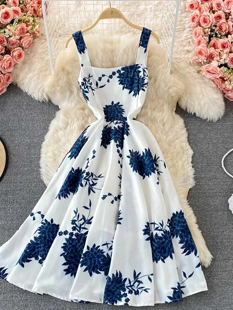 

Vintage Blue Floral Midi Dress For Women Elegant Square Collar Spaghetti Strap Robe Female High Waist Big Swing Vestidos M718