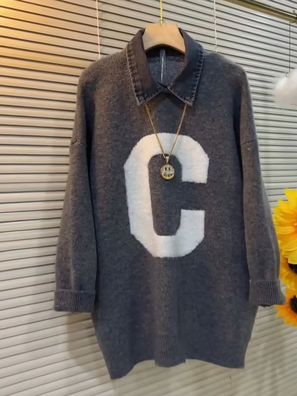 المرأة الدنيم طوق قاعدة طبقة محبوك سترة وهمية قطعتين الخريف الشتاء الدافئة طويلة Sve Ne عادية Sle