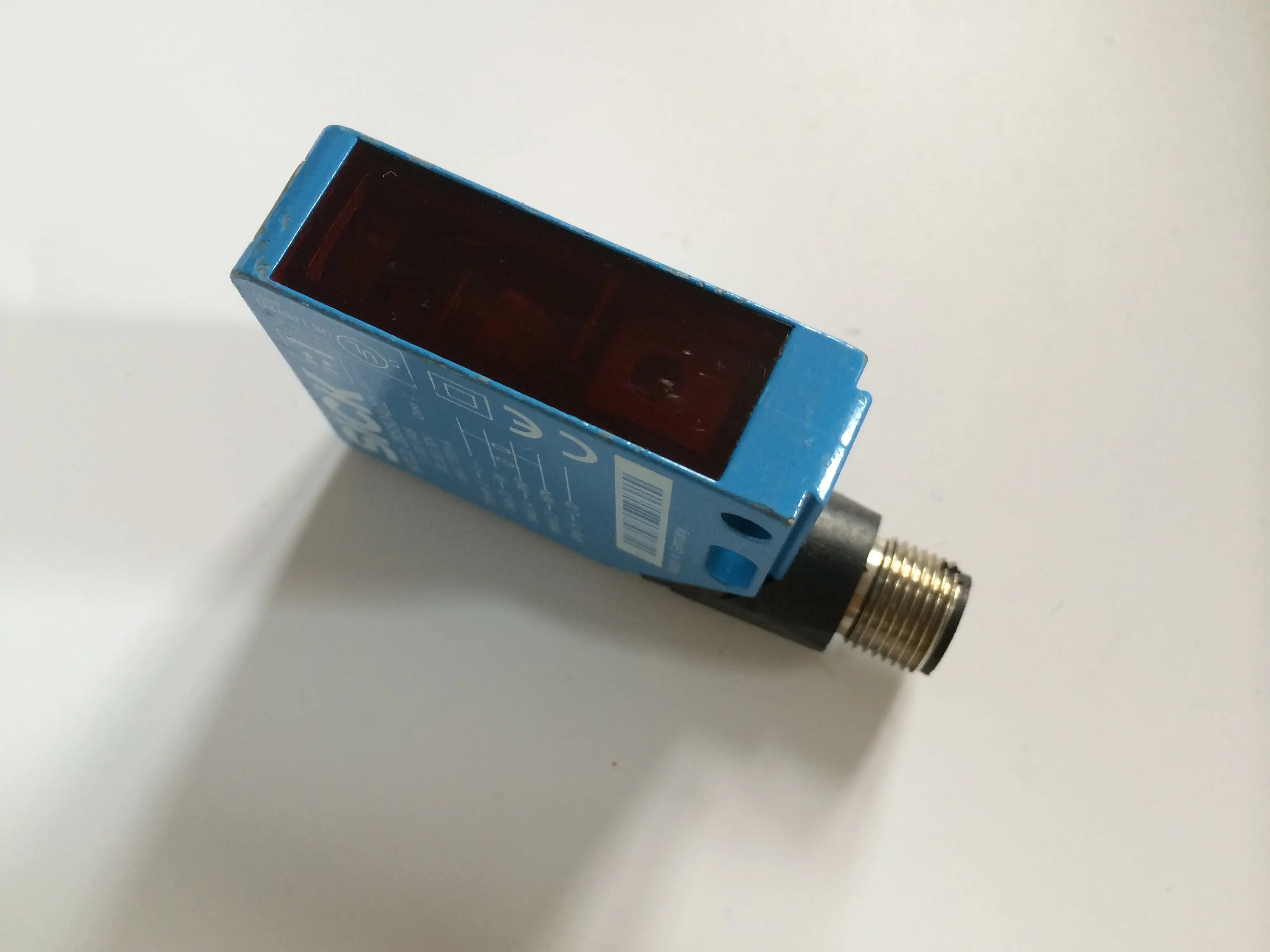 Visible light infrared laser sensor WT12L-2B550 photoelectric switch proximity switch sensor