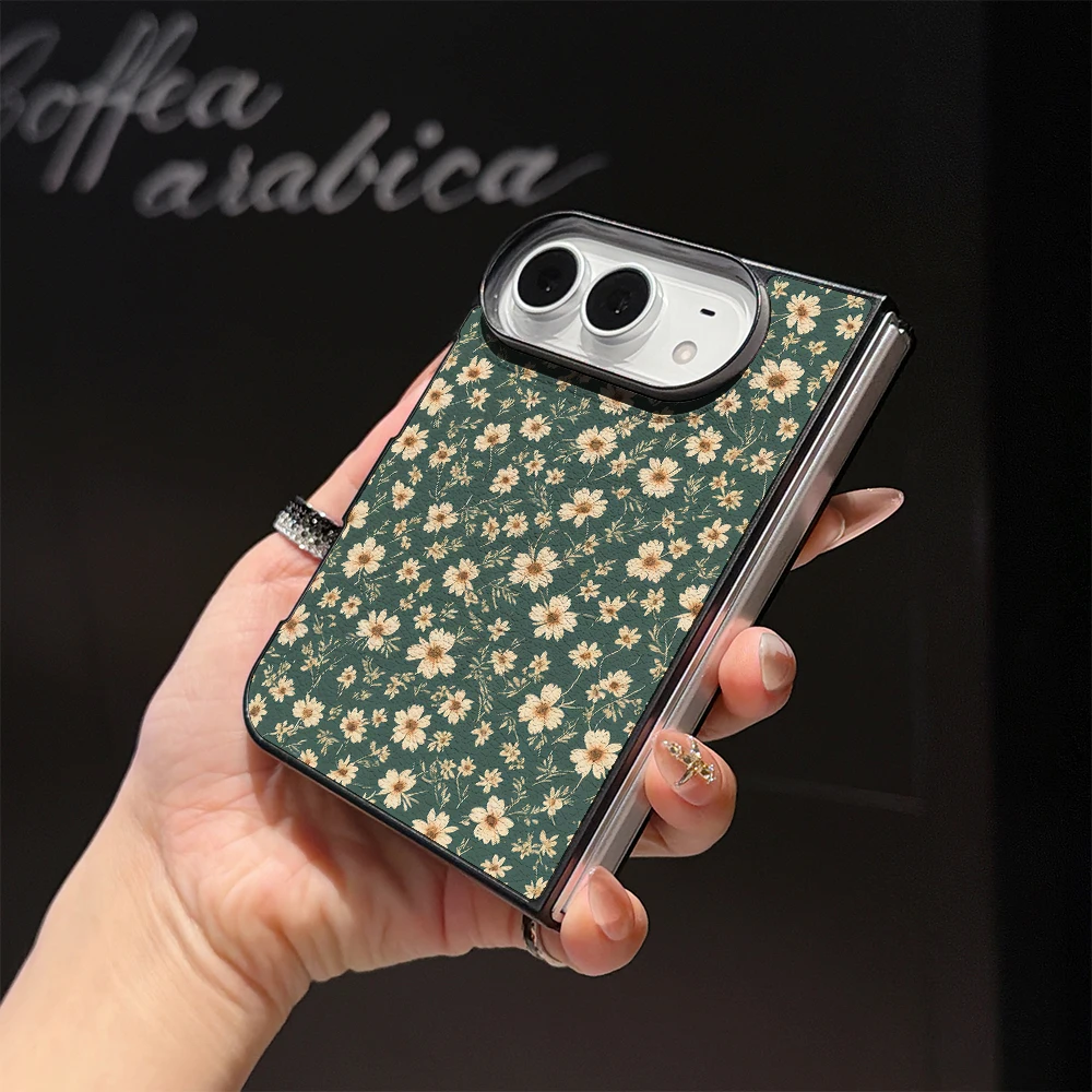 Pirve Small green flower patte - огляд і ціна Phone Cases Green