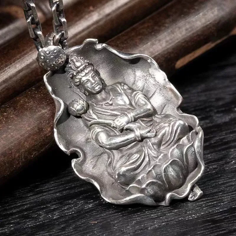 Pure Copper Guanyin Buddha Mahasthamaprapta Zodiac Horse Guard Buddha Pendant Necklace Men's and Women's Necklaces