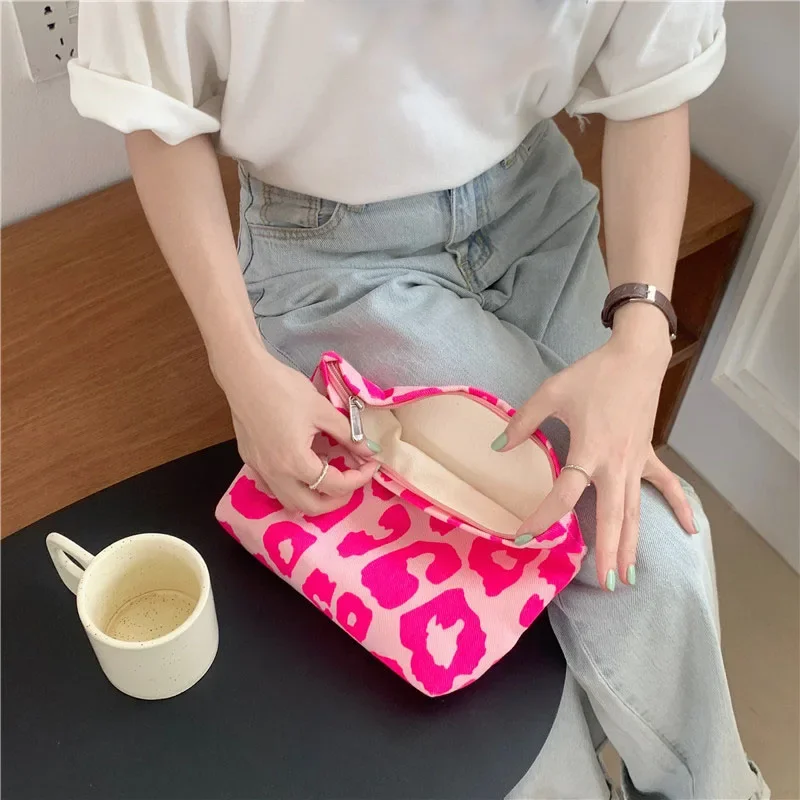 Flower Women\'s Makeup Bags Travel Toiletries Wash Bags Large Beauty Cosmetic Bag Multifunction Canvas Handbags Storage Organizer