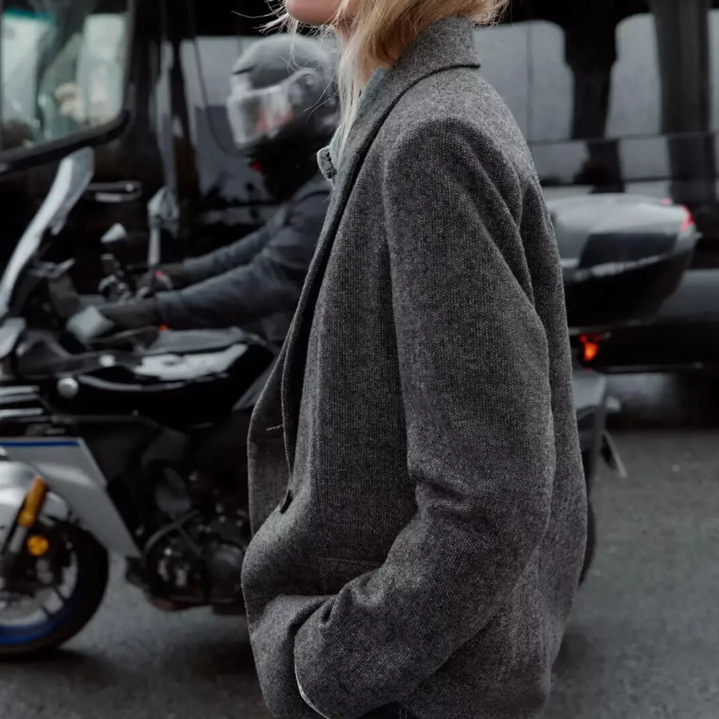 Fashionable Zigzag Pattern Women's Suit Jacket Autumn 2025 Personality Long Sleeve Commute Appropriate ZADATA Brand