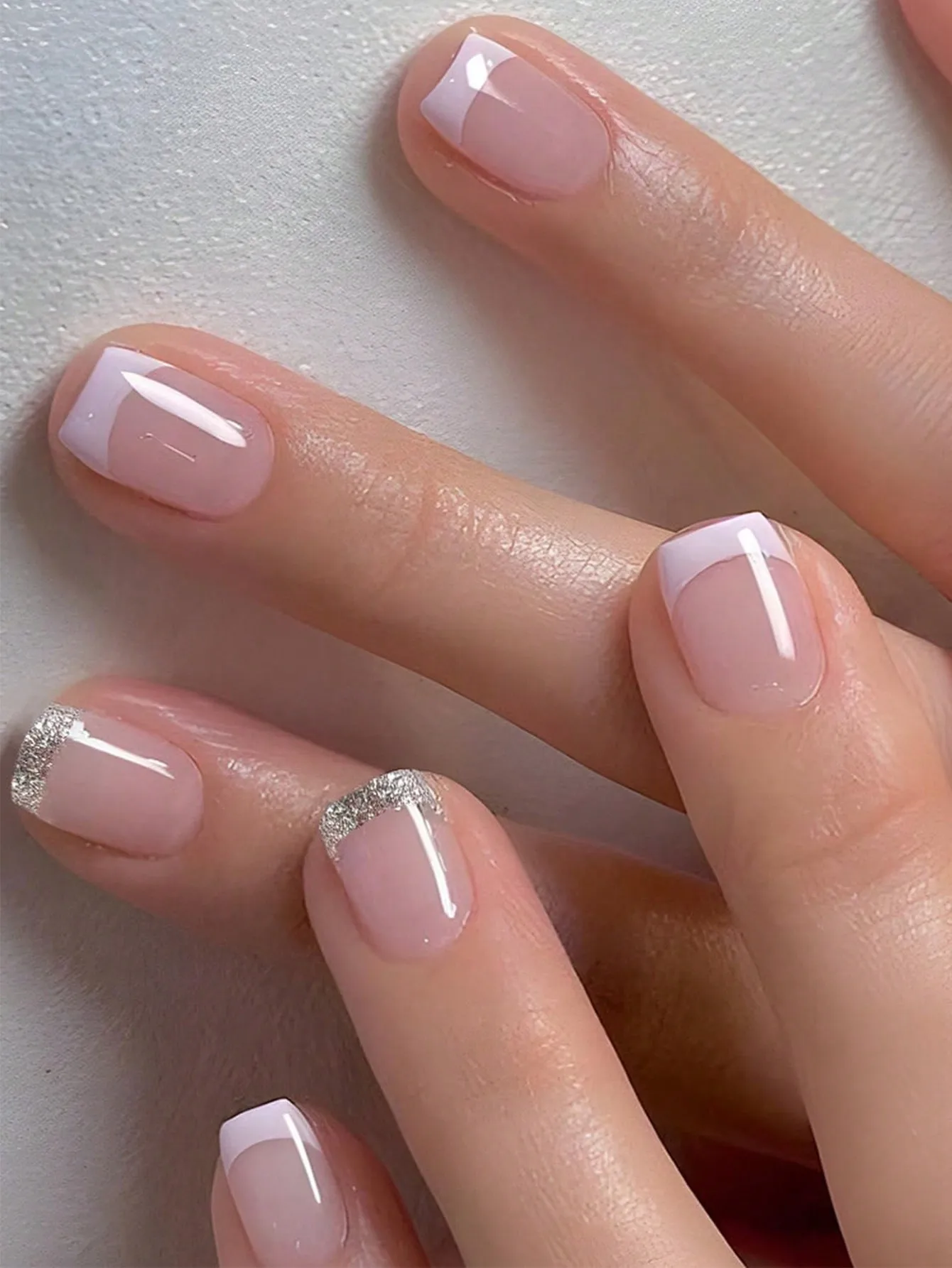 

Hot SaleARTAUG 24Pcs Silver Edge Pink White French Glossy Coffin Press On Nails