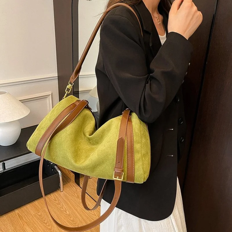 

Top-Tier Women's Tote Bag Made Of Cowhide Leather Featuring Trendy Podgorica Vintage Lightweight Soft Daily Style​