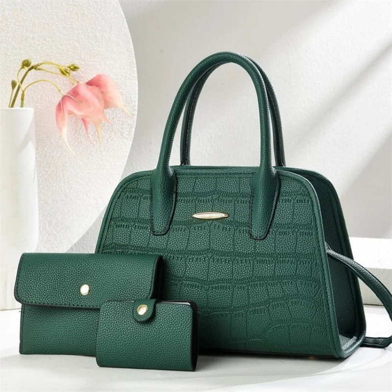 

Unique Designer Fashion Bag Inspired By Paris With Crossbody And Clutch Options For Women Elegant