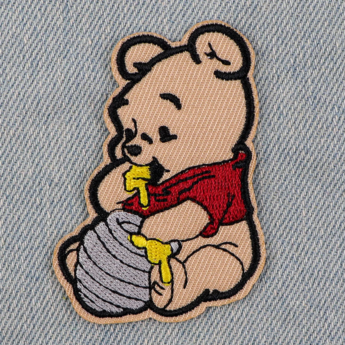 Słodki miś naszywki na ubraniach Cartoon zwierząt haftowane naszywki kreatywne odznaki żelazko na łacie DIY dodatki odzieżowe