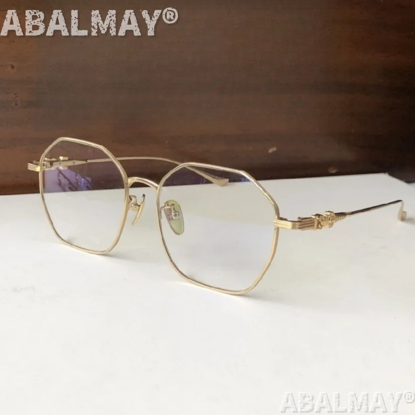 

Top Quality Designer Optical Glasses for Men and Women 8092 SIZE 56-18-146 Titanium Luxury Business Prescription spectacle frame
