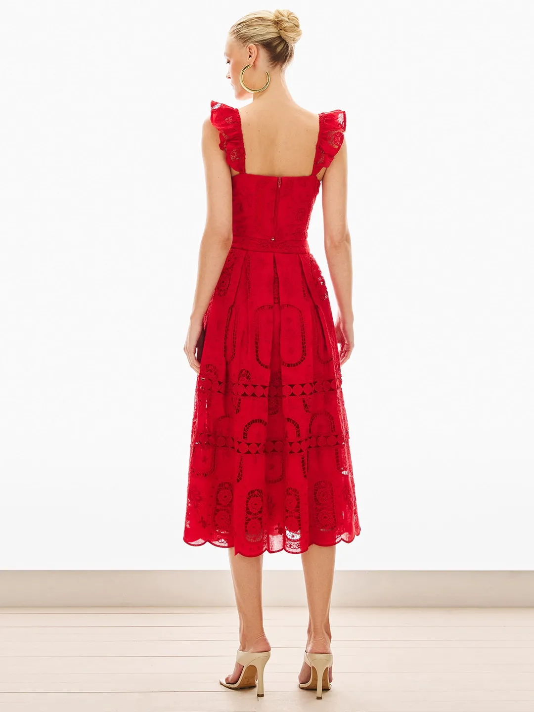 Red Holiday Island Vacation Short Top And Embroidered Skirt Two-Piece Set with Fly Sleeve And Lace Hem Elegant Summer Fashion