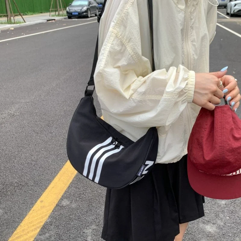 

Women's Fashionable Shoulder Bag In Genuine Leather - Famous Designer Elegant Handbag Classic Luxury