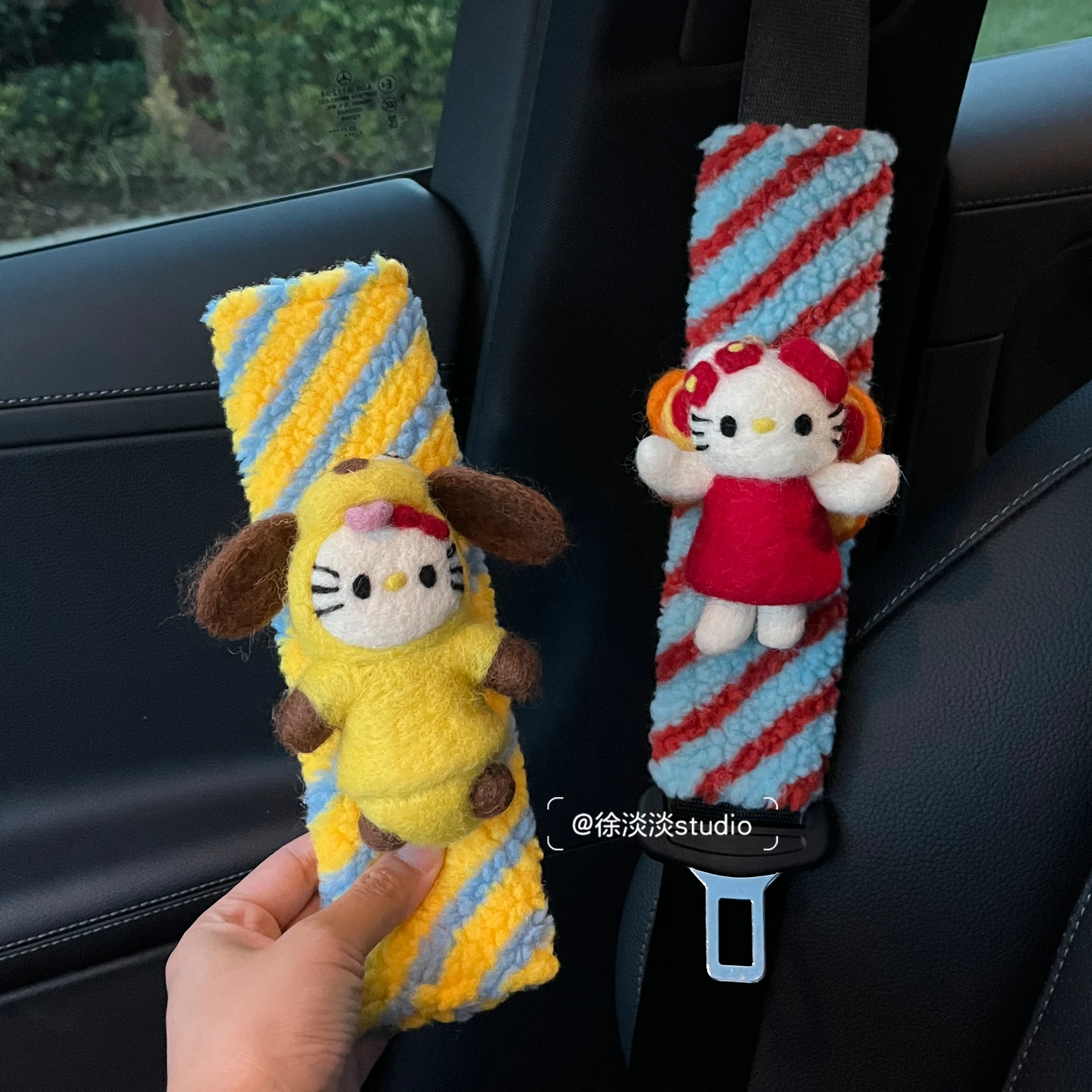 

Hello Kitty Car Seatbelt Shoulder Pad Comfortable Driving Seat Belt Vehicle Soft Plush Auto Strap Harness Cover Decoration