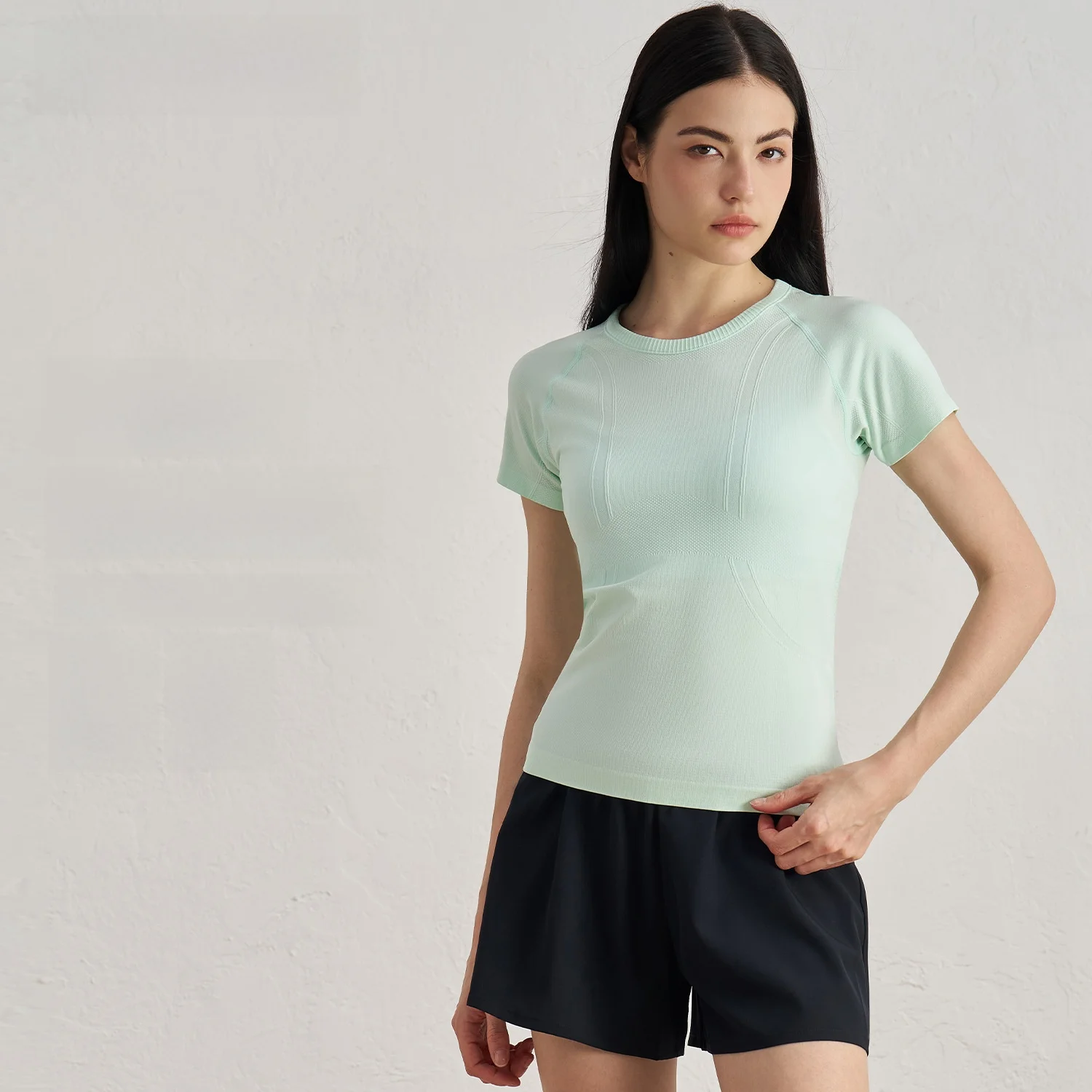 

Xiangyuan Summer Slimming Yoga Fitness Shirt Short Sleeve Round Neck Breathable Elastic Pilates Top Women's Sportswear