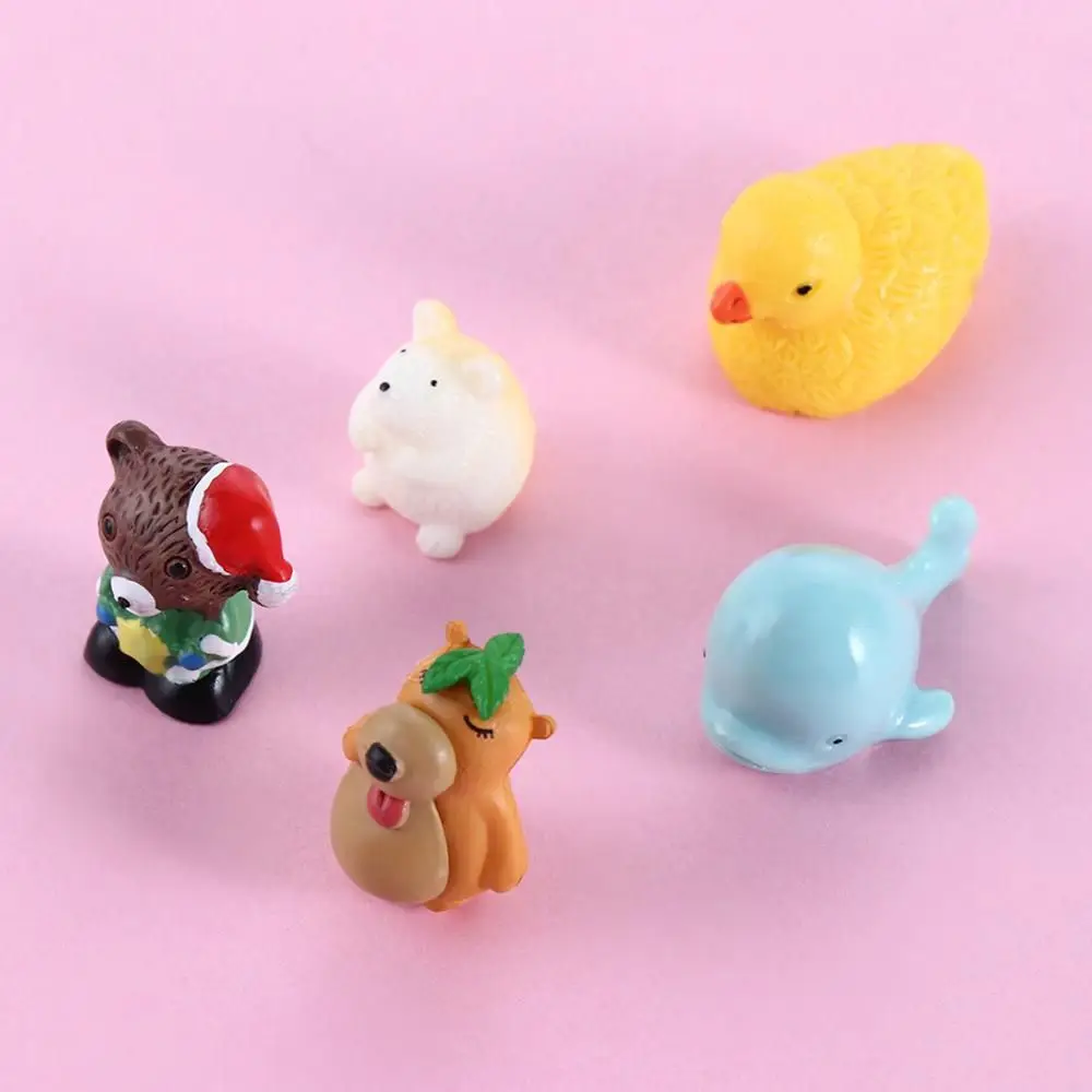 Decorazioni Accessori Giocattoli in miniatura Regali per bambini per casa delle bambole Caramelle finte Action Figure Simulazione Giocattoli animali Mini animale
