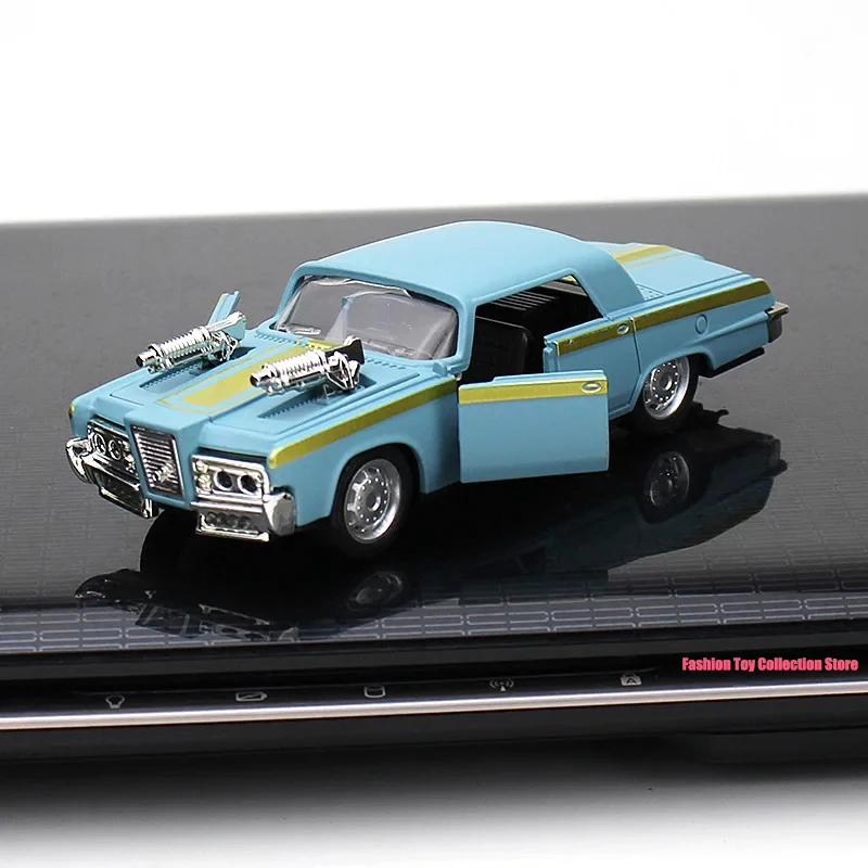 1: 32 Chrysler Vintage Modified Alloy Car Model Diecasts Toy With Sound and Light Vehicles Decoration Toys For Kids Gift