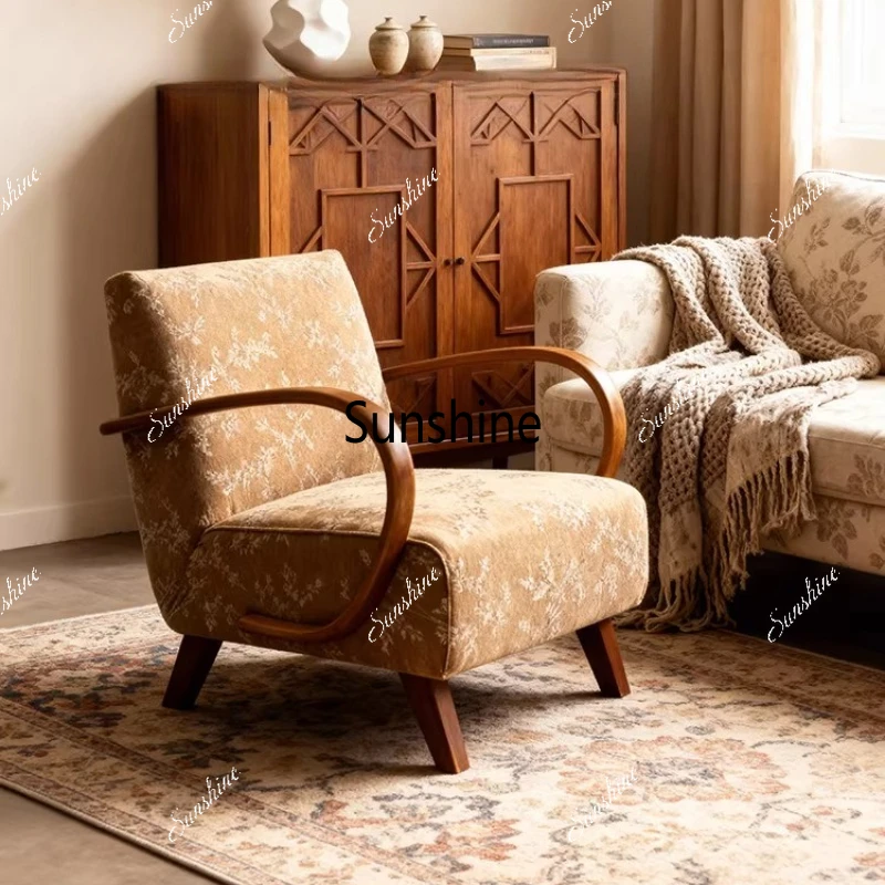 

Medieval retro B & B sofa chair New Chinese living room Solid wood single leisure chair