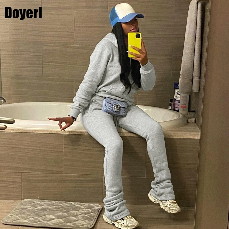 

Grey Hoodie Tracksuit Women Set Winter Thick Sweatshirts and Stacked Sweatpants Jogger Set Sport Two Piece Sweatsuits for Women