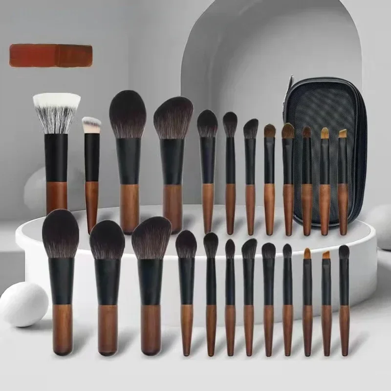 

Portable 12-piece Mini Cosmetic Brush Short Handle Powder Blusher Brush Eye Shadow Brush Animal Hair Facial Makeup Tool