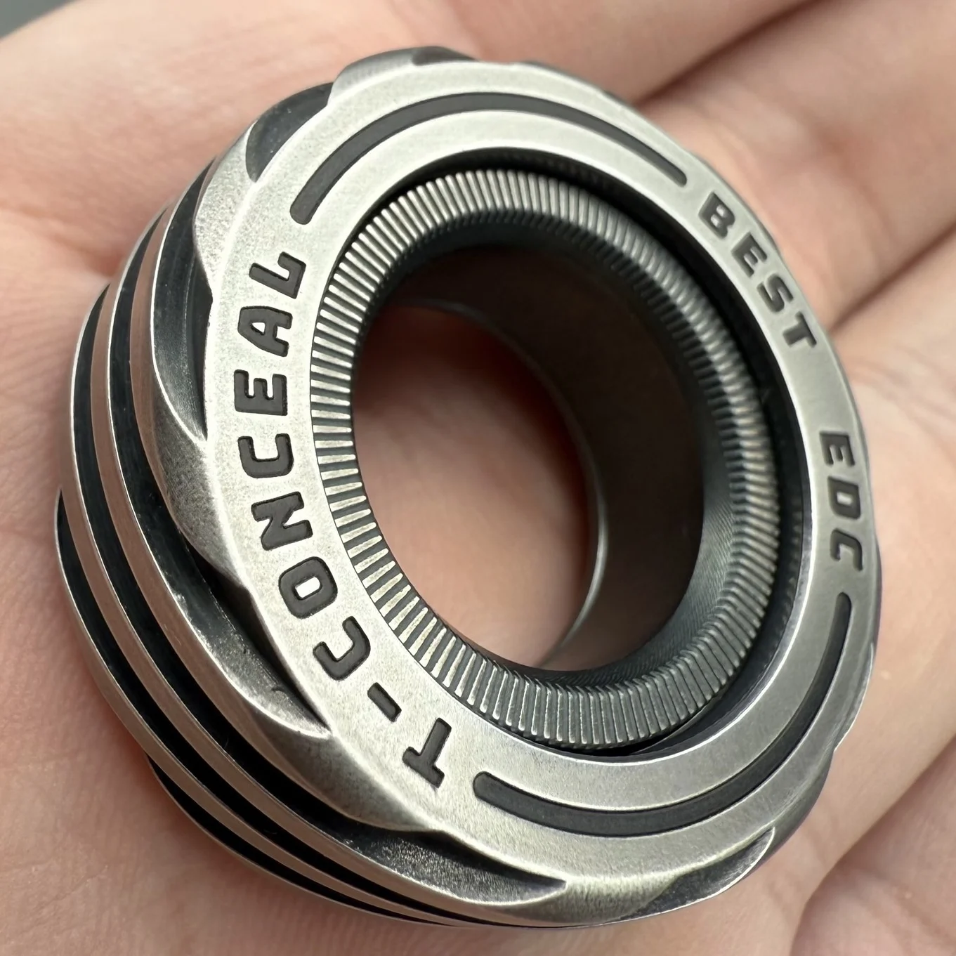 T-CONCEAL Magnetic Fidget Ratchet Ring EDC Toys Adjustable Haptic Ring Stainless Steel Fingertip Metal Tyre Toys Stress Spinner