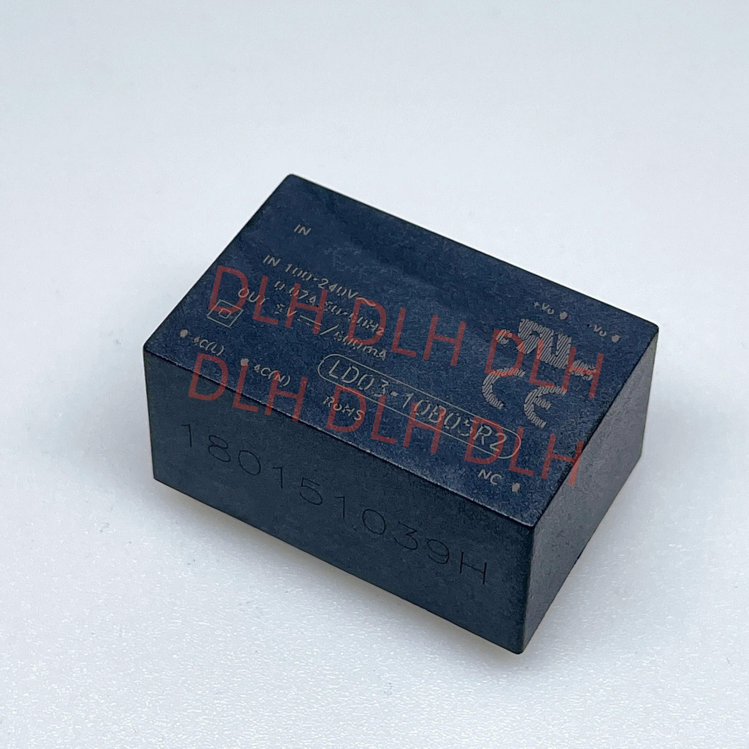 

3PCS LD03-10B05R2 industrial grade small volume 220VAC output 5V 0.6A