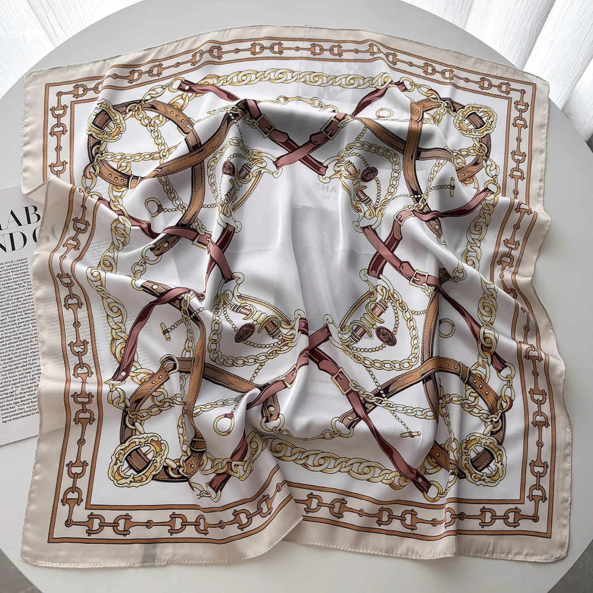 Luxuriöser quadratischer Seidenschal für Frauen, bedrucktes Kopftuch, weiches Satin-Haarband, Hände, Tasche, Bänder, Foulard, Kopf, Hijab, Halstuch, Stirnband – Detail 5
