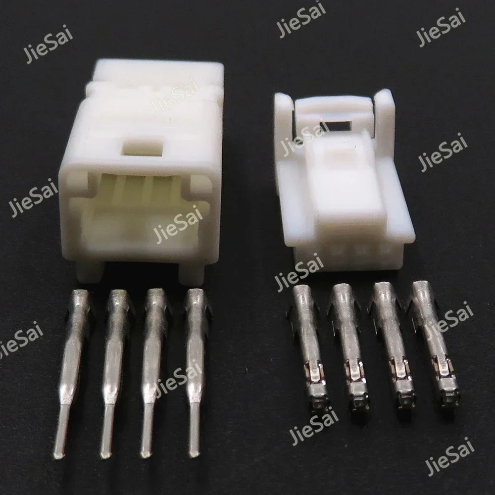 4 Pin 0.7 Series Microphone Electric Wire Socket For X-Trail Qashqai 1612035-1 Miniature Auto Bluetooth Cable Connector