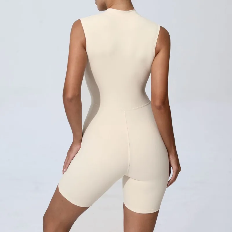 بدلة يوجا رياضية مثيرة للنساء بدون أكمام وسحاب قطعة واحدة ملابس رياضية للتمرين في صالة الألعاب الرياضية ملابس رياضية بلون واحد