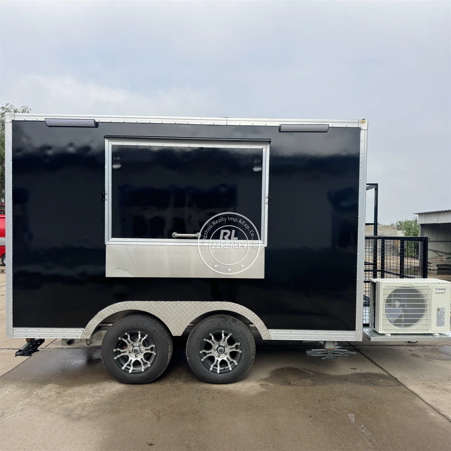 Portable Mobile Ice Cream Trailer Custom Logo Color Snack BBQ Fast Food Truck Mobile Food Trailer Fully Equipped