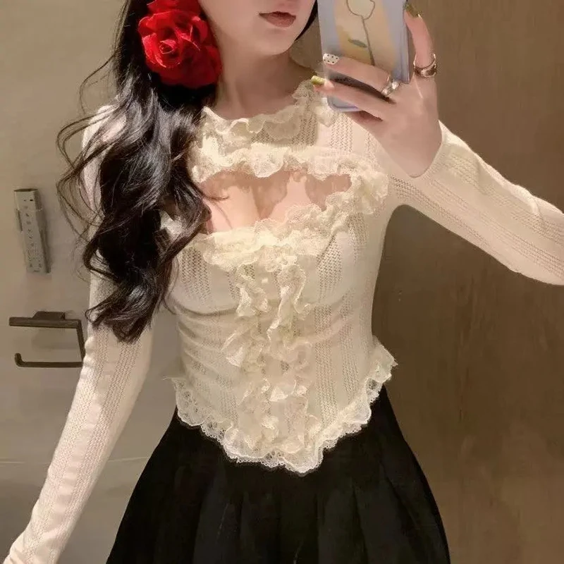 

Сексуальная кружевная вязаная футболка женская с вырезами Slim Fit с длинным рукавом укороченные футболки с французскими шикарными оборками в стиле пэчворк Повседневный топ Hottie